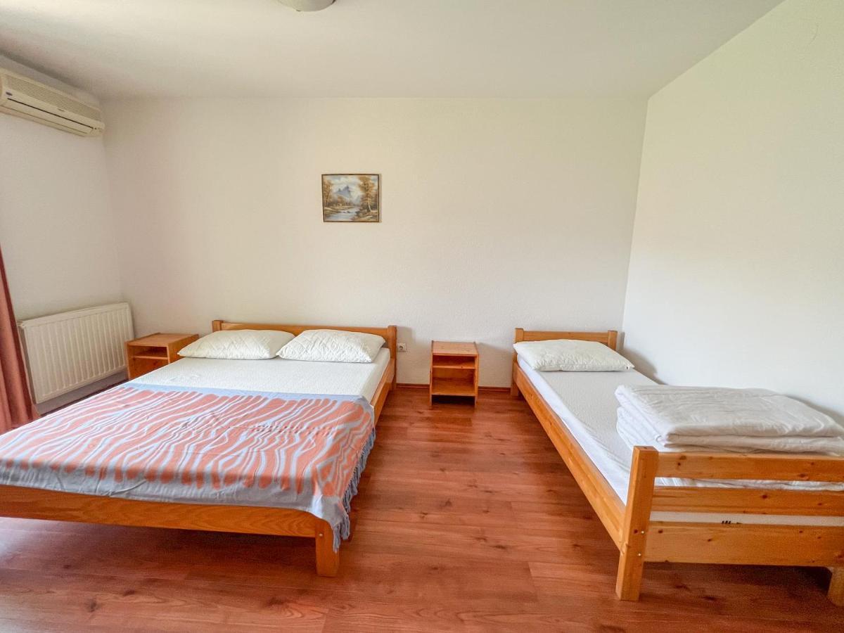 Hotel & Restaurant Babic Vranovaca Exterior photo